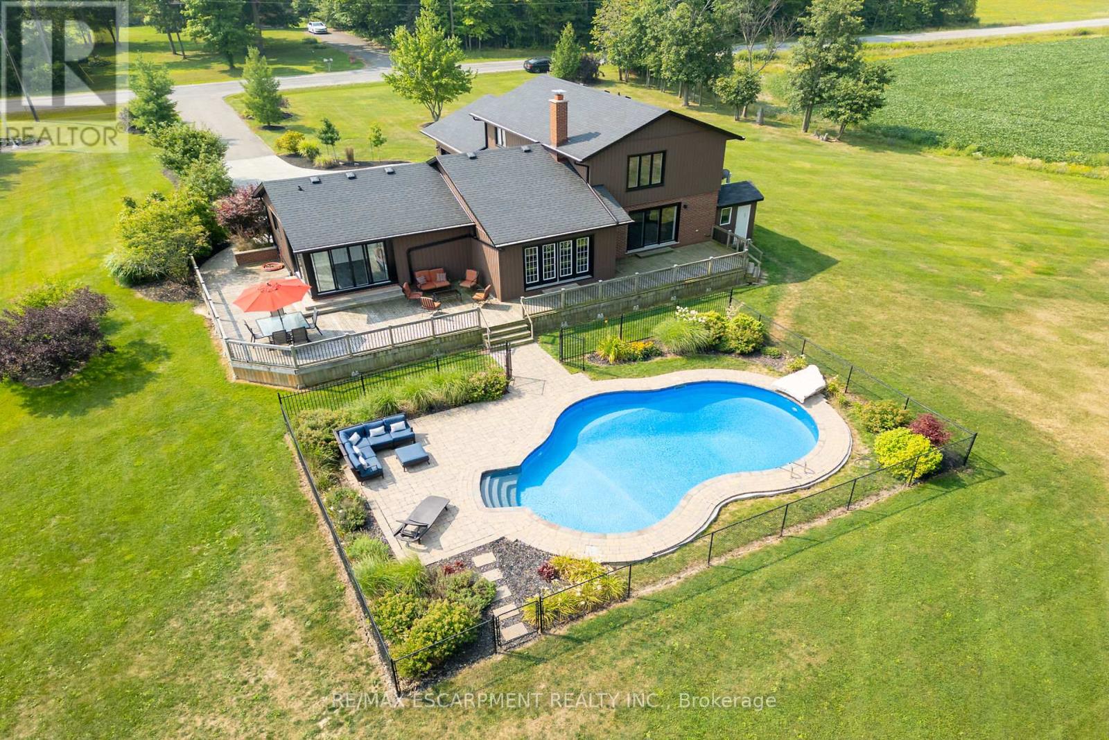 Photo 18 of 911 Indiana Road E, Haldimand ON