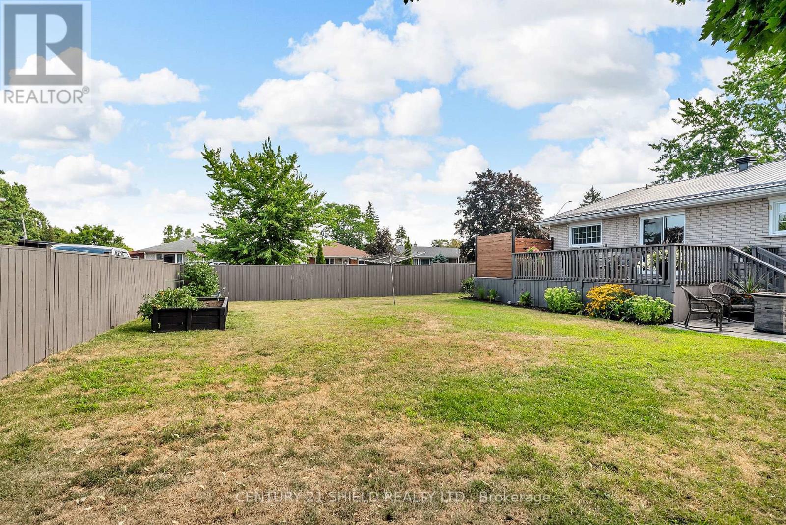 Photo 16 of 408 Anderson Drive, Cornwall ON