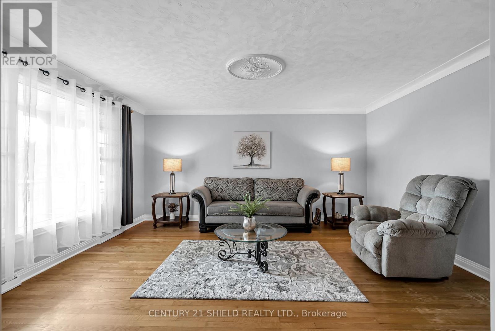 Photo 20 of 408 Anderson Drive, Cornwall ON