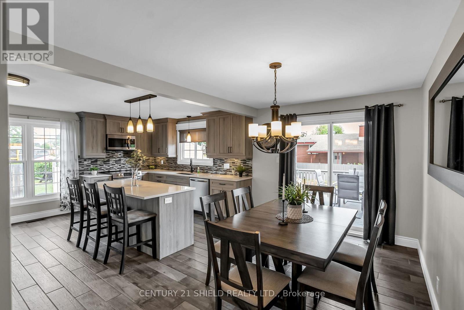 Photo 23 of 408 Anderson Drive, Cornwall ON