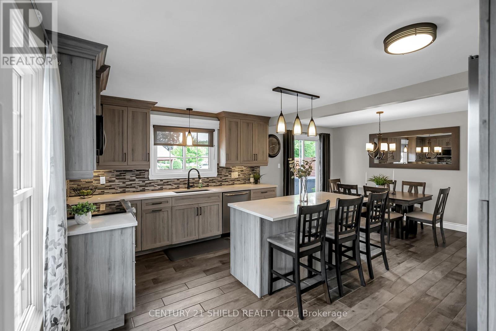 Photo 25 of 408 Anderson Drive, Cornwall ON