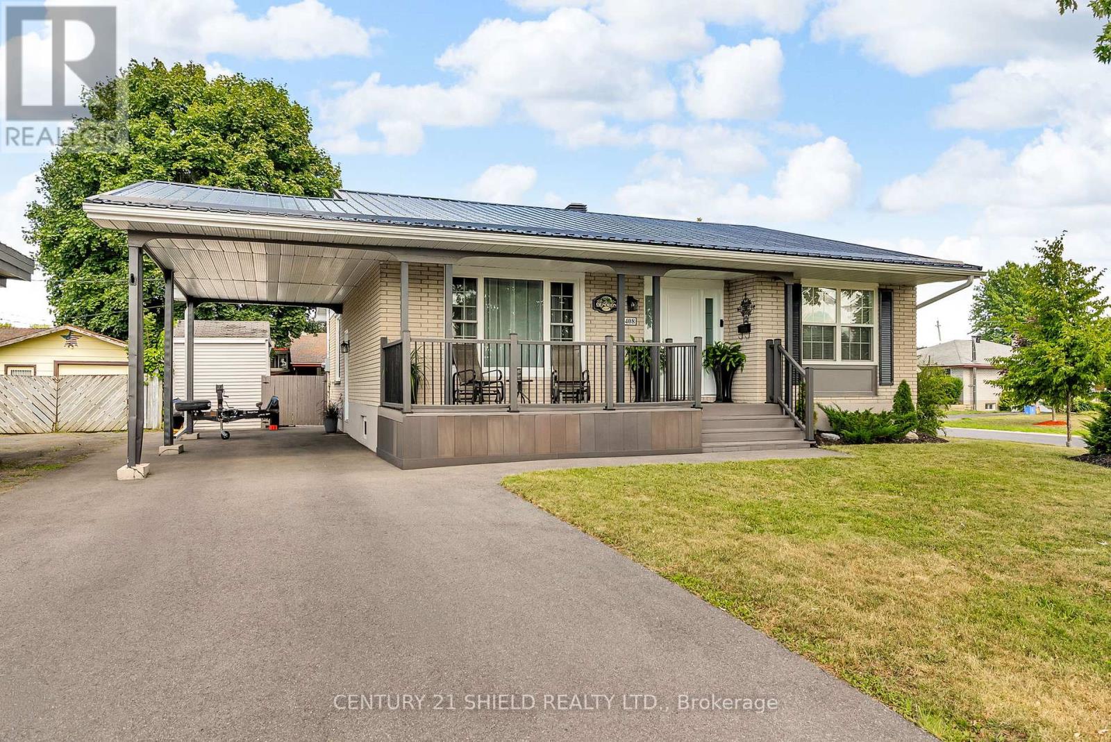Photo 3 of 408 Anderson Drive, Cornwall ON