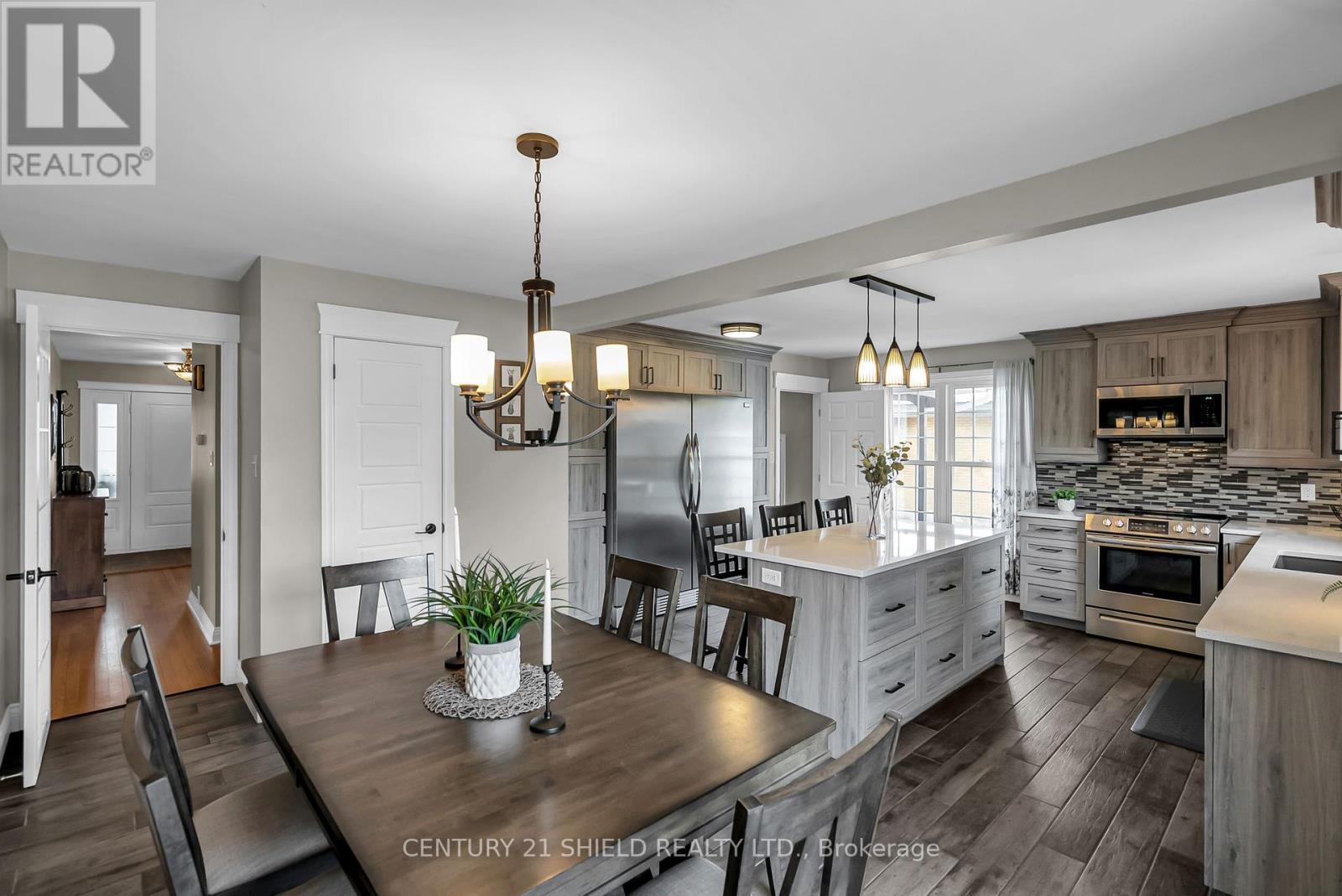Photo 32 of 408 Anderson Drive, Cornwall ON
