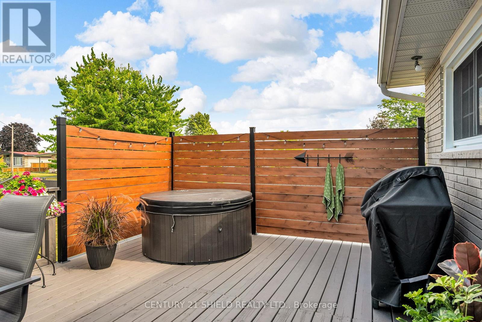 Photo 33 of 408 Anderson Drive, Cornwall ON