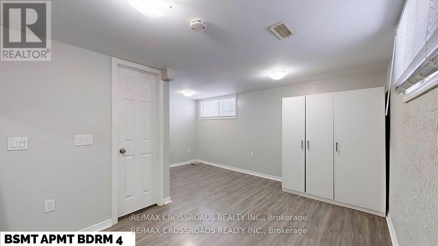Photo 11 of 260 Connaught Avenue, Toronto ON