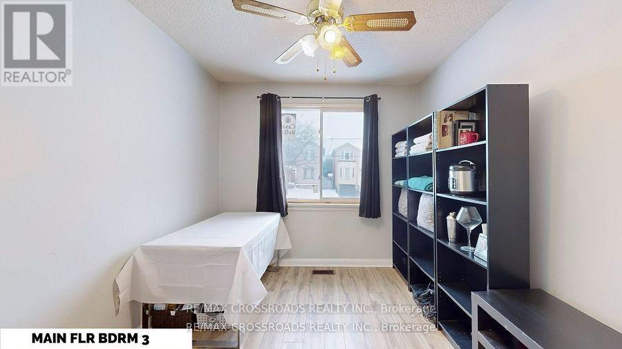 Photo 31 of 260 Connaught Avenue, Toronto ON