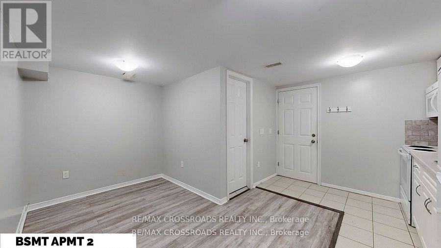 Photo 7 of 260 Connaught Avenue, Toronto ON