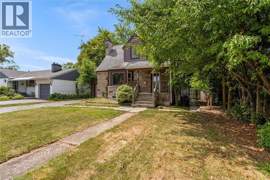 Photo 3 of 149 First Avenue, Welland ON