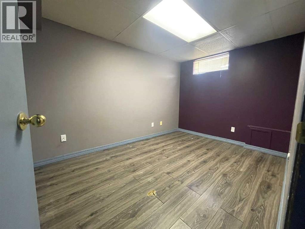 Photo 13 of 5134 56 A Avenue, Elk Point AB