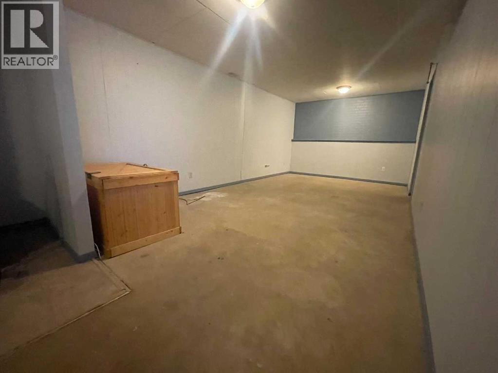 Photo 14 of 5134 56 A Avenue, Elk Point AB