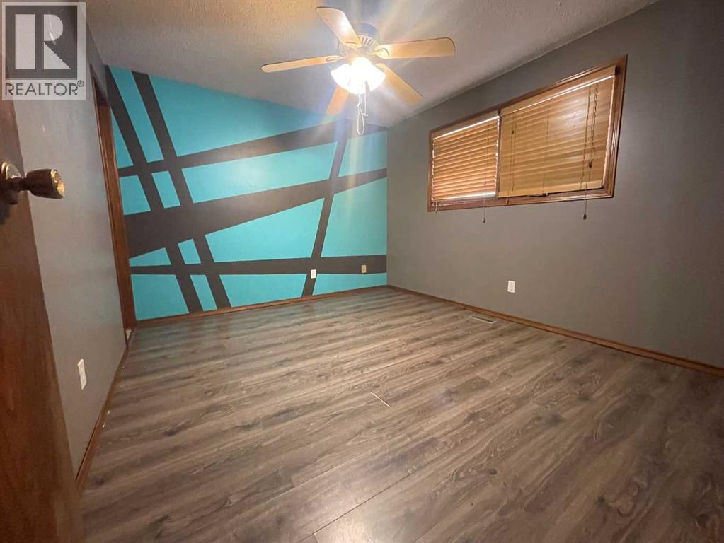 Photo 10 of 5134 56 A Avenue, Elk Point AB