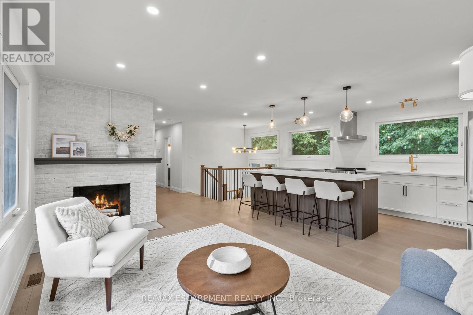 Photo 11 of 36 Spring Garden Boulevard, St Catharines ON