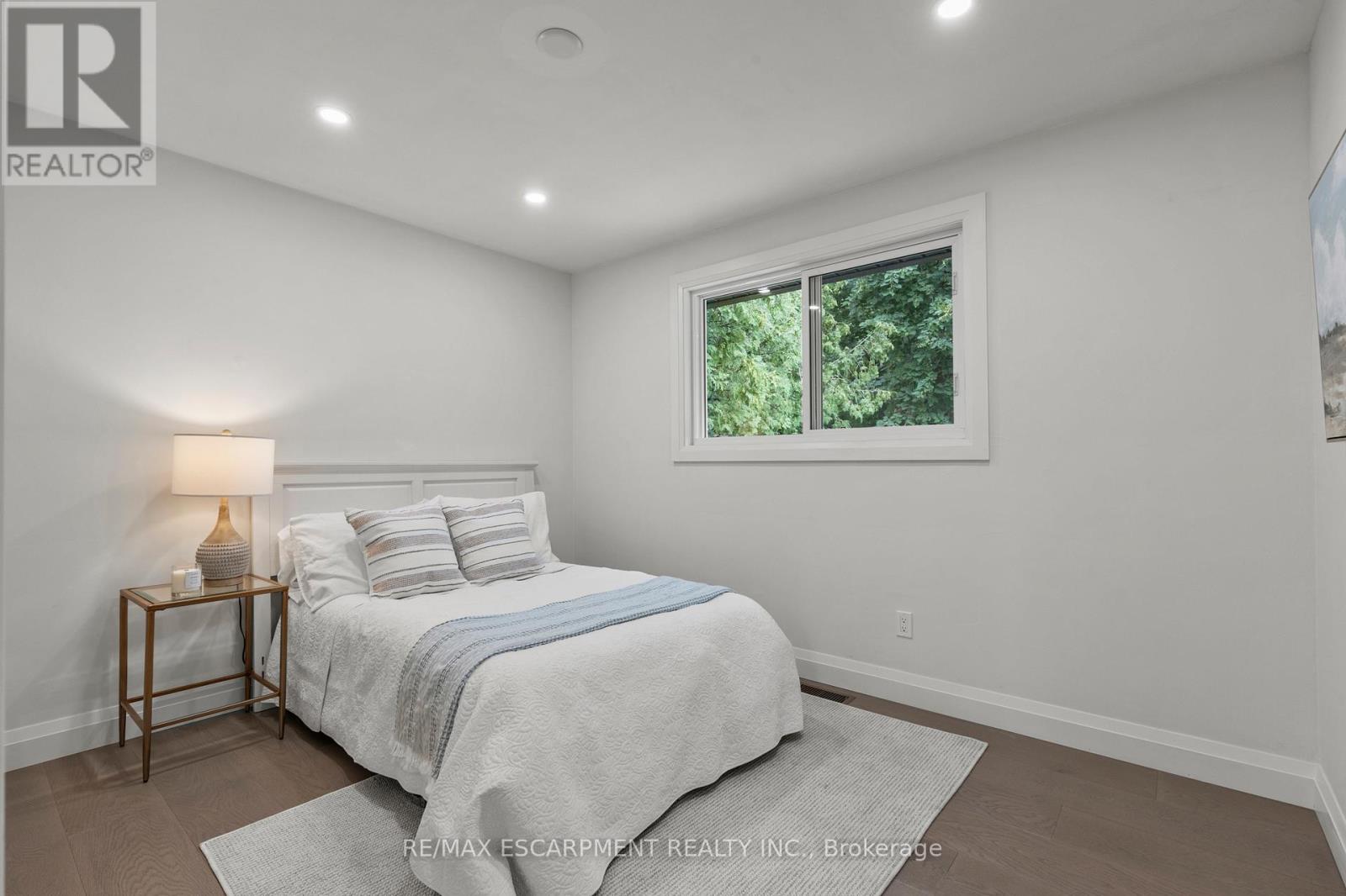Photo 19 of 36 Spring Garden Boulevard, St Catharines ON