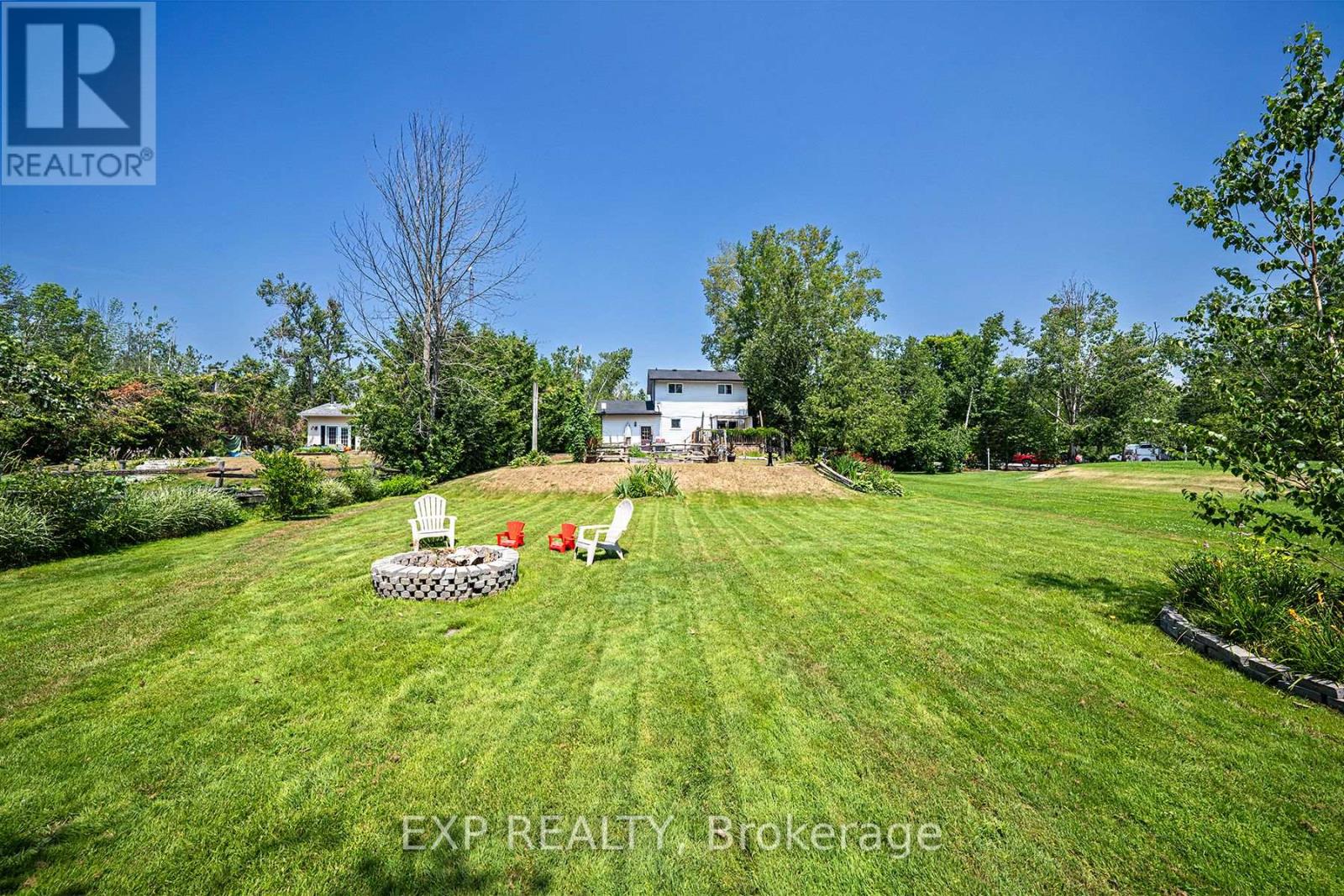 Photo 34 of 8 Pinewood Boulevard, Kawartha Lakes ON