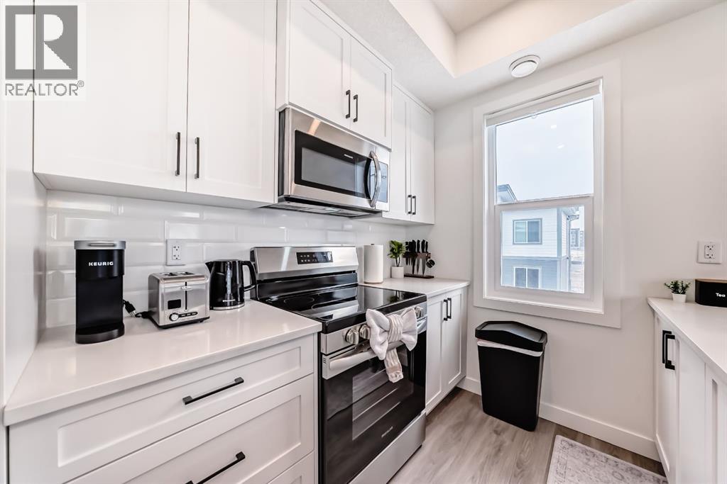 Single Family House for Sale in    Street SW Springbank Hill Calgary 