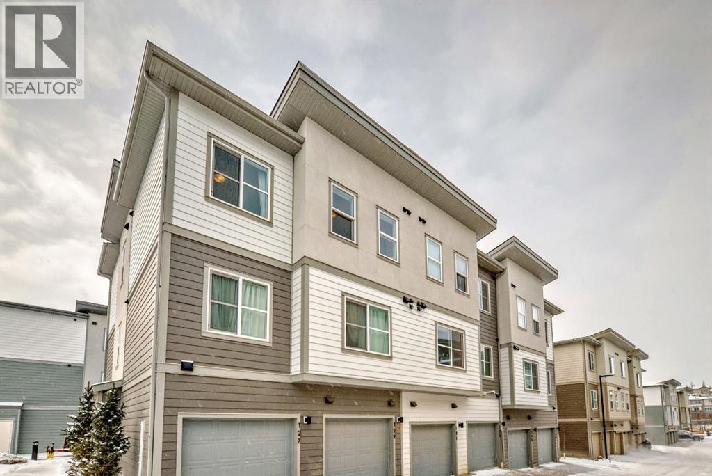 Single Family House for Sale in    Street SW Springbank Hill Calgary 