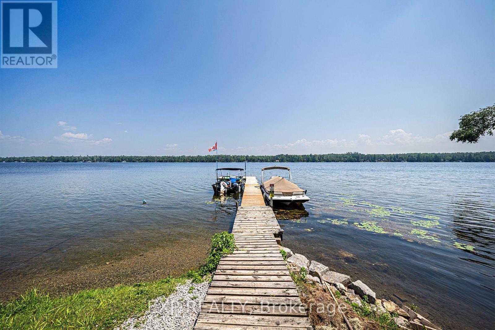 Photo 40 of 8 Pinewood Boulevard, Kawartha Lakes ON