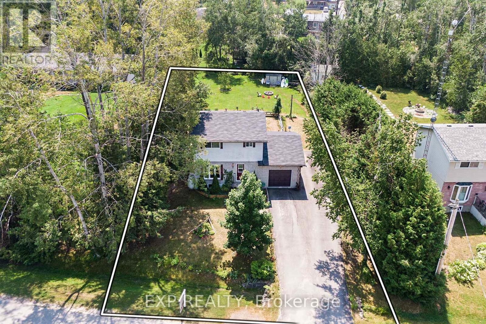 Photo 37 of 8 Pinewood Boulevard, Kawartha Lakes ON
