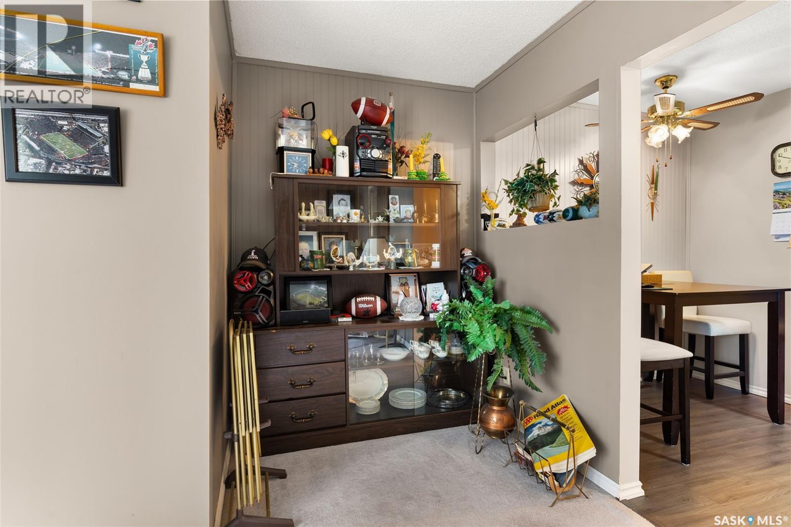 Photo 11 of 1002 Lindsay Street, Regina SK