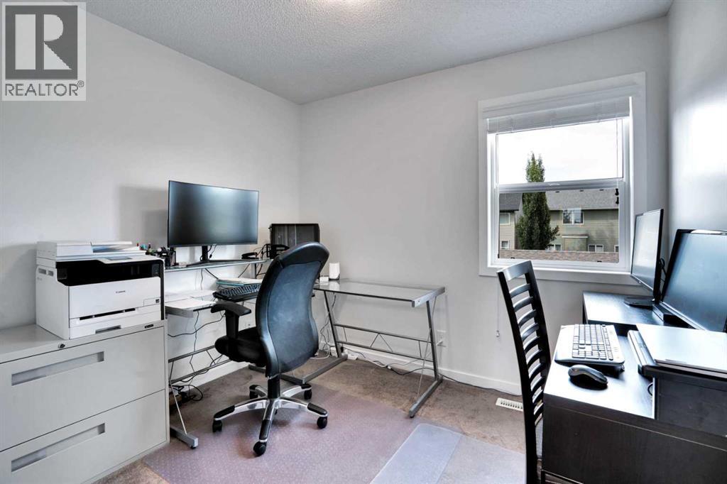 Single Family House for Sale in  Chaparral Valley Square SE Chaparral Calgary 