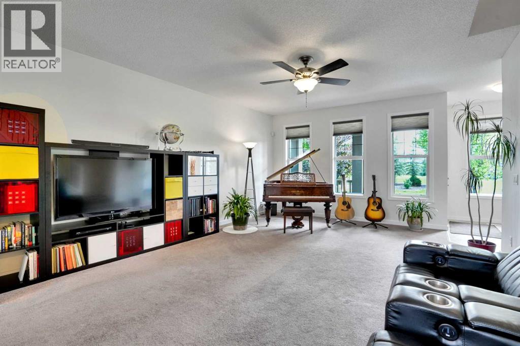 Single Family House for Sale in  Chaparral Valley Square SE Chaparral Calgary 