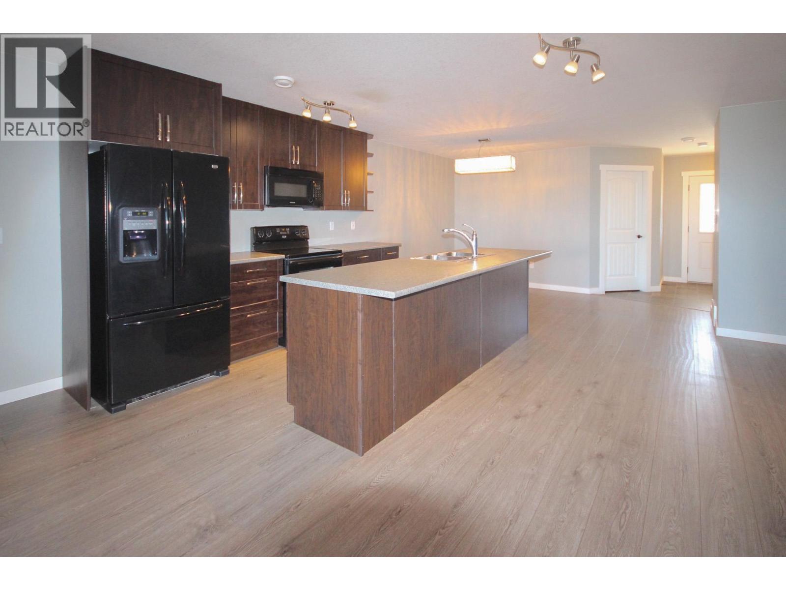 8219 18 Street, Dawson Creek