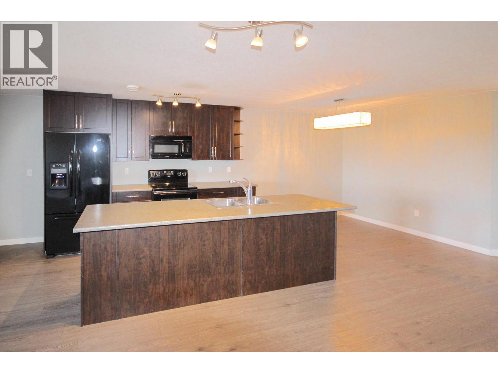 8219 18 Street, Dawson Creek