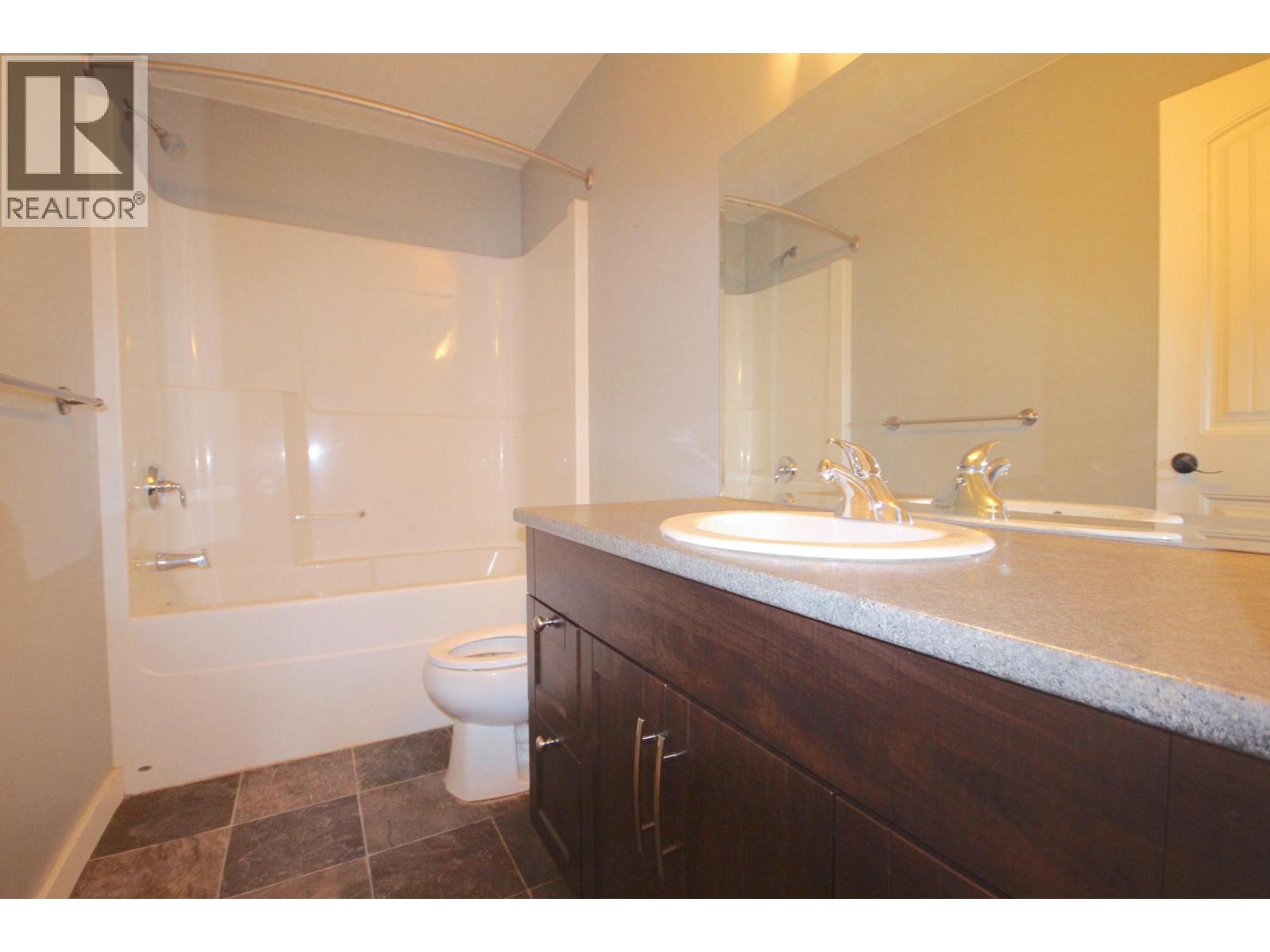 8219 18 Street, Dawson Creek