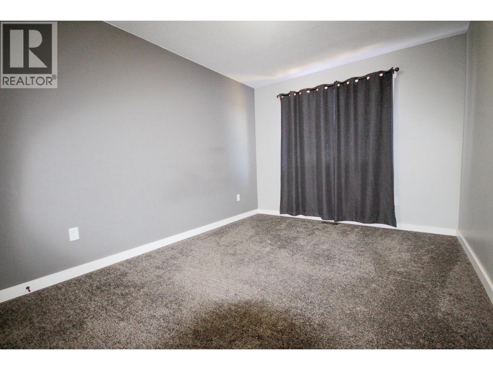 8219 18 Street, Dawson Creek
