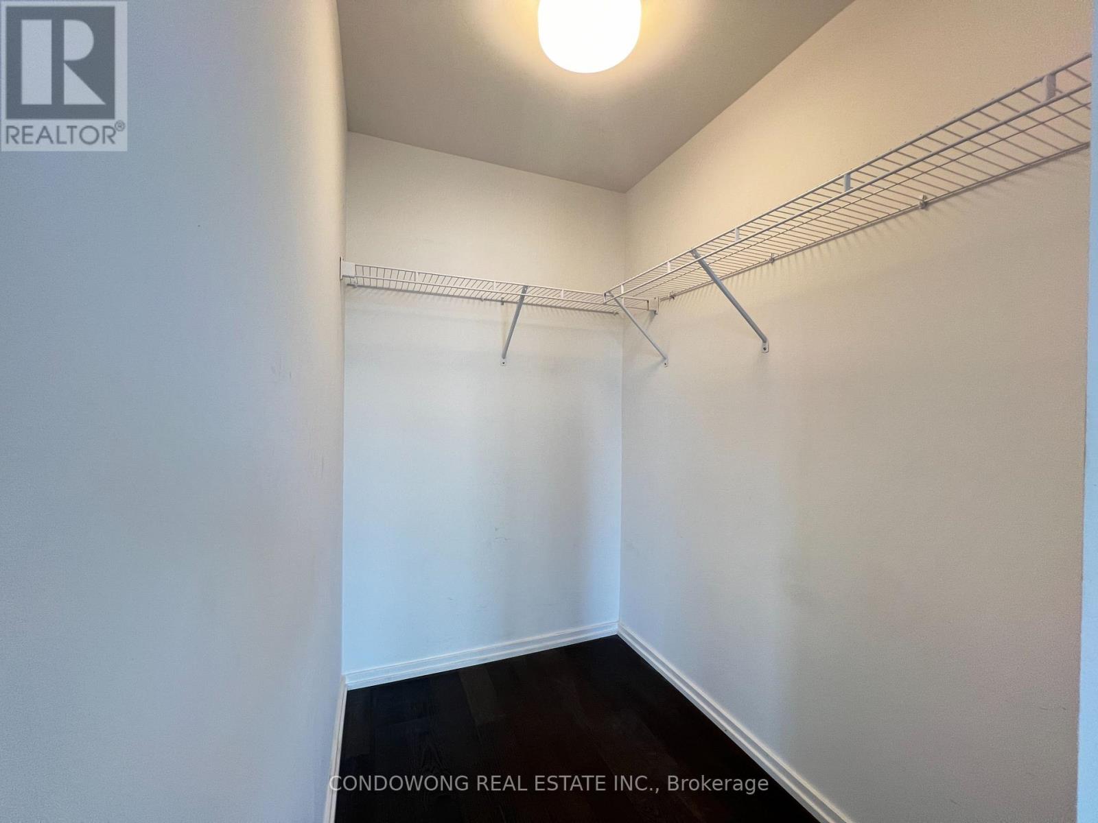 Photo 10 of 2309 5 Soudan Avenue, Toronto ON