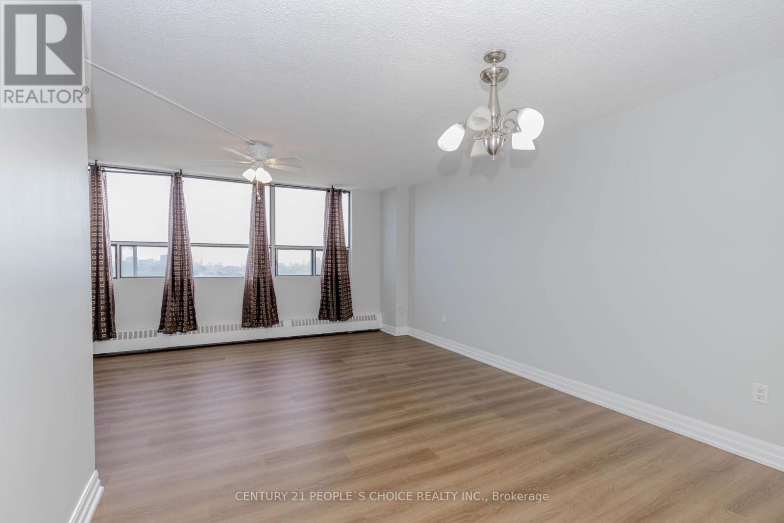 Photo 11 of 1105 45 Sunrise Avenue, Toronto ON
