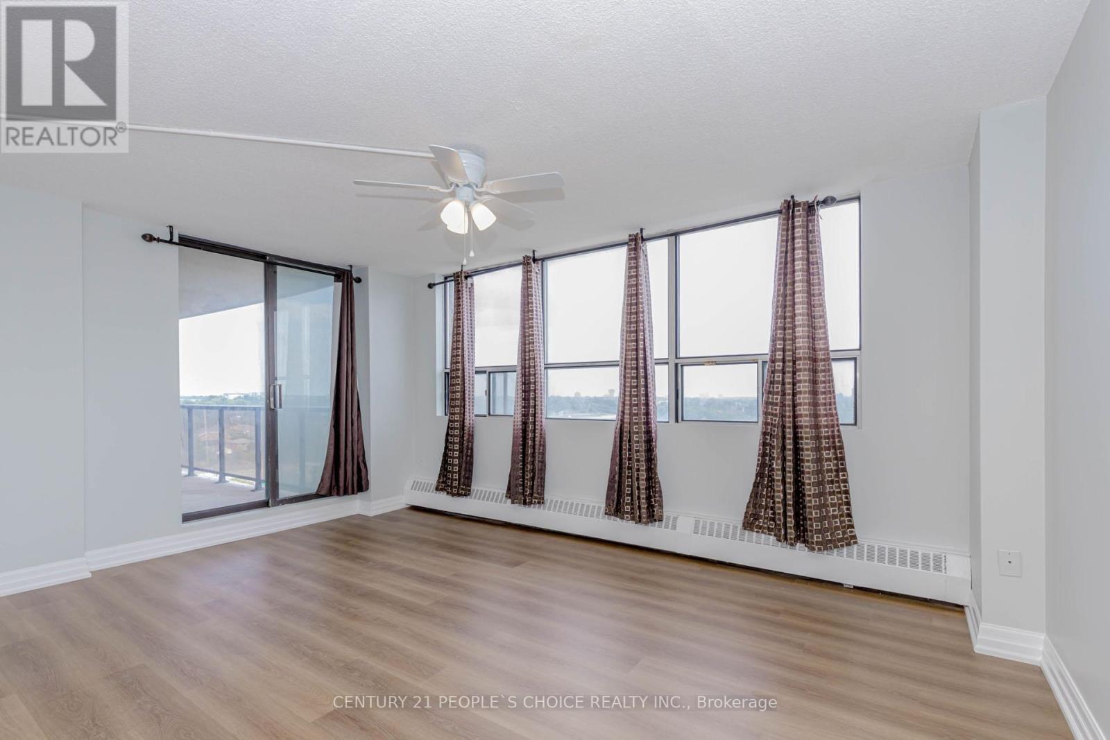 Photo 15 of 1105 45 Sunrise Avenue, Toronto ON