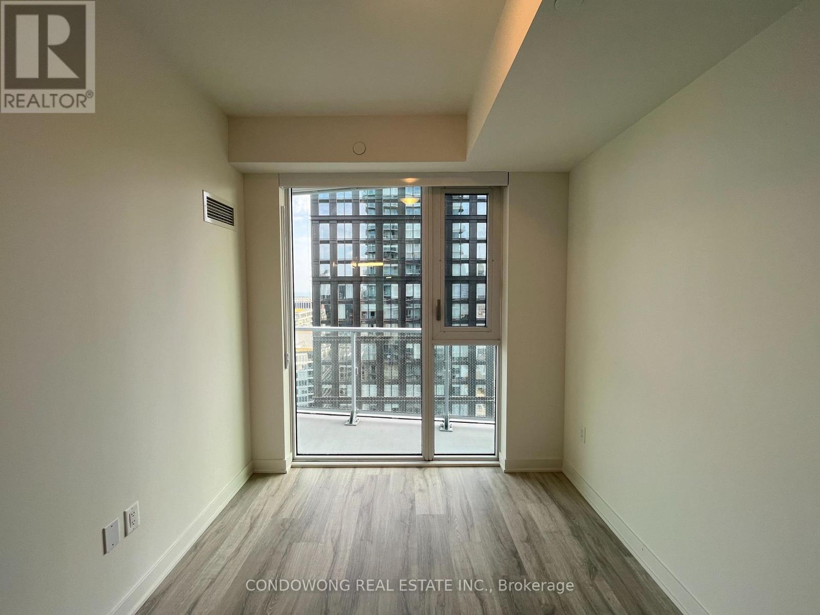 Photo 11 of 3308 100 Dalhousie Street, Toronto ON