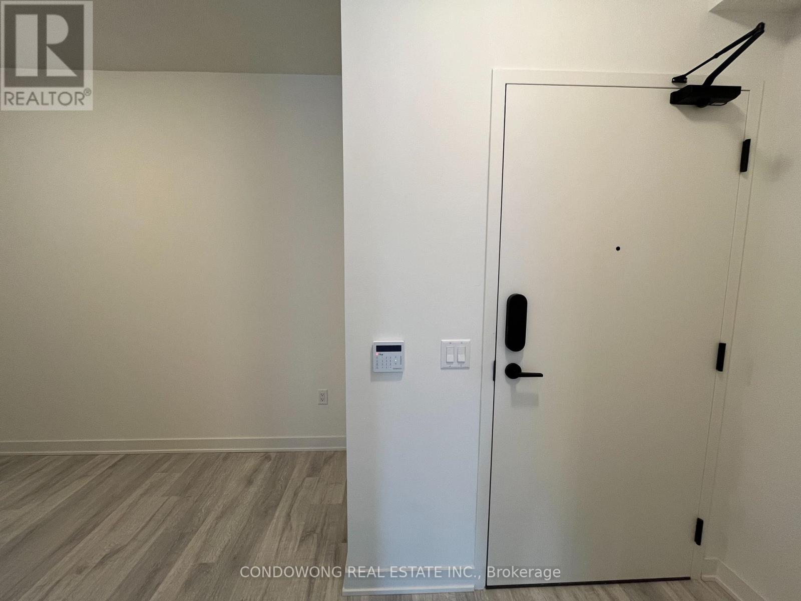 Photo 12 of 3308 100 Dalhousie Street, Toronto ON