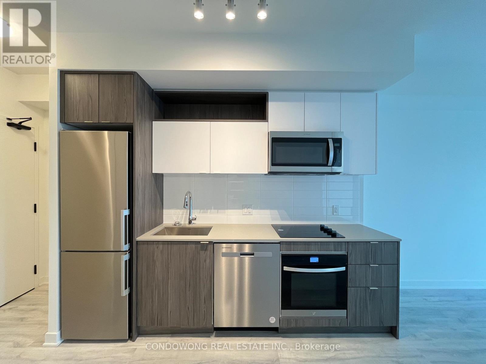 Photo 2 of 3308 100 Dalhousie Street, Toronto ON