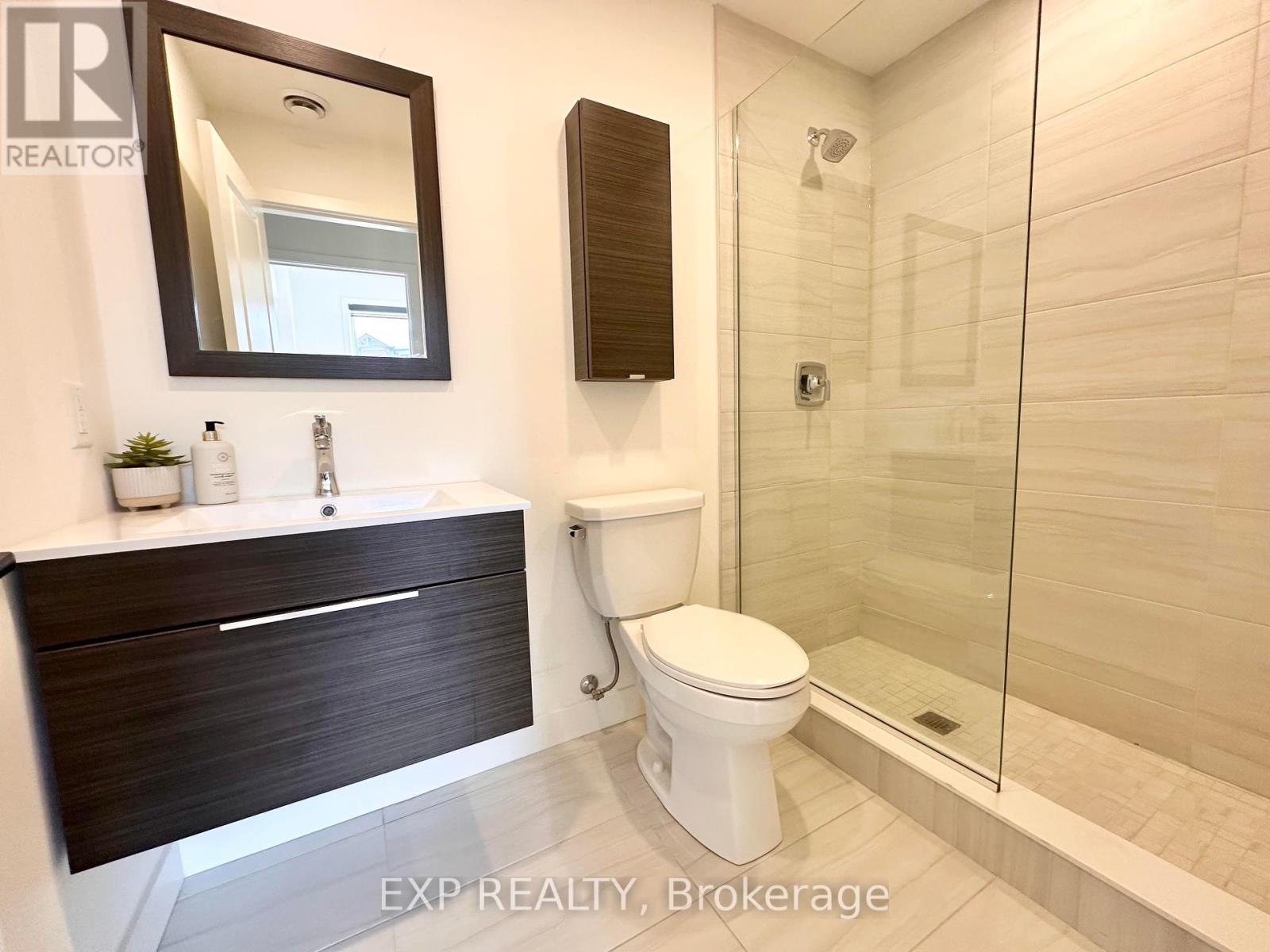 Photo 3 of 303 10 Beausoleil Lane, Blue Mountains ON