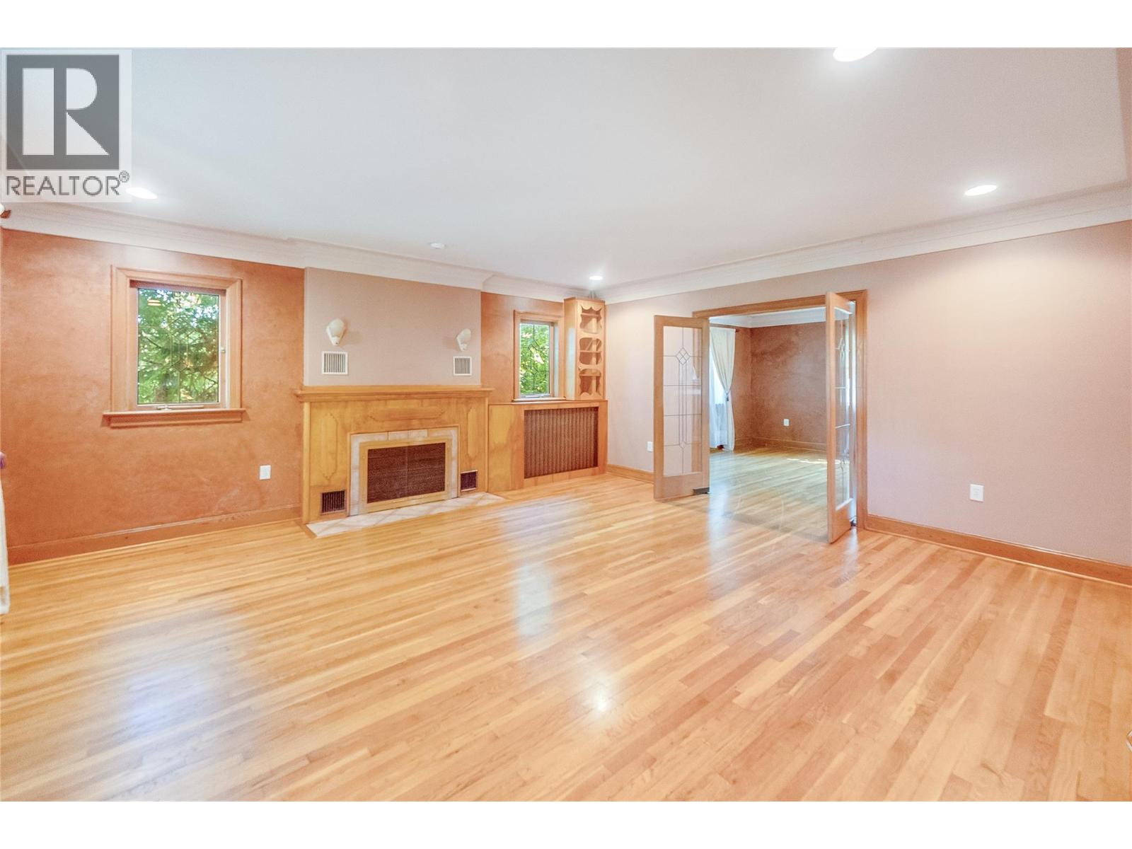 102 18th Street, Castlegar