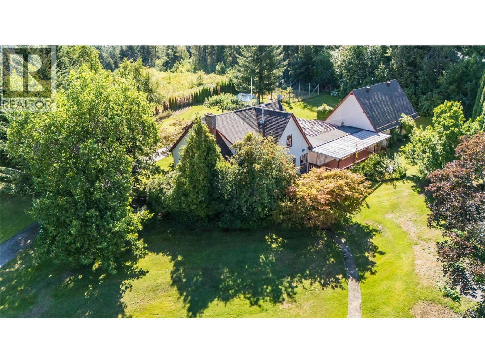 102 18th Street, Castlegar