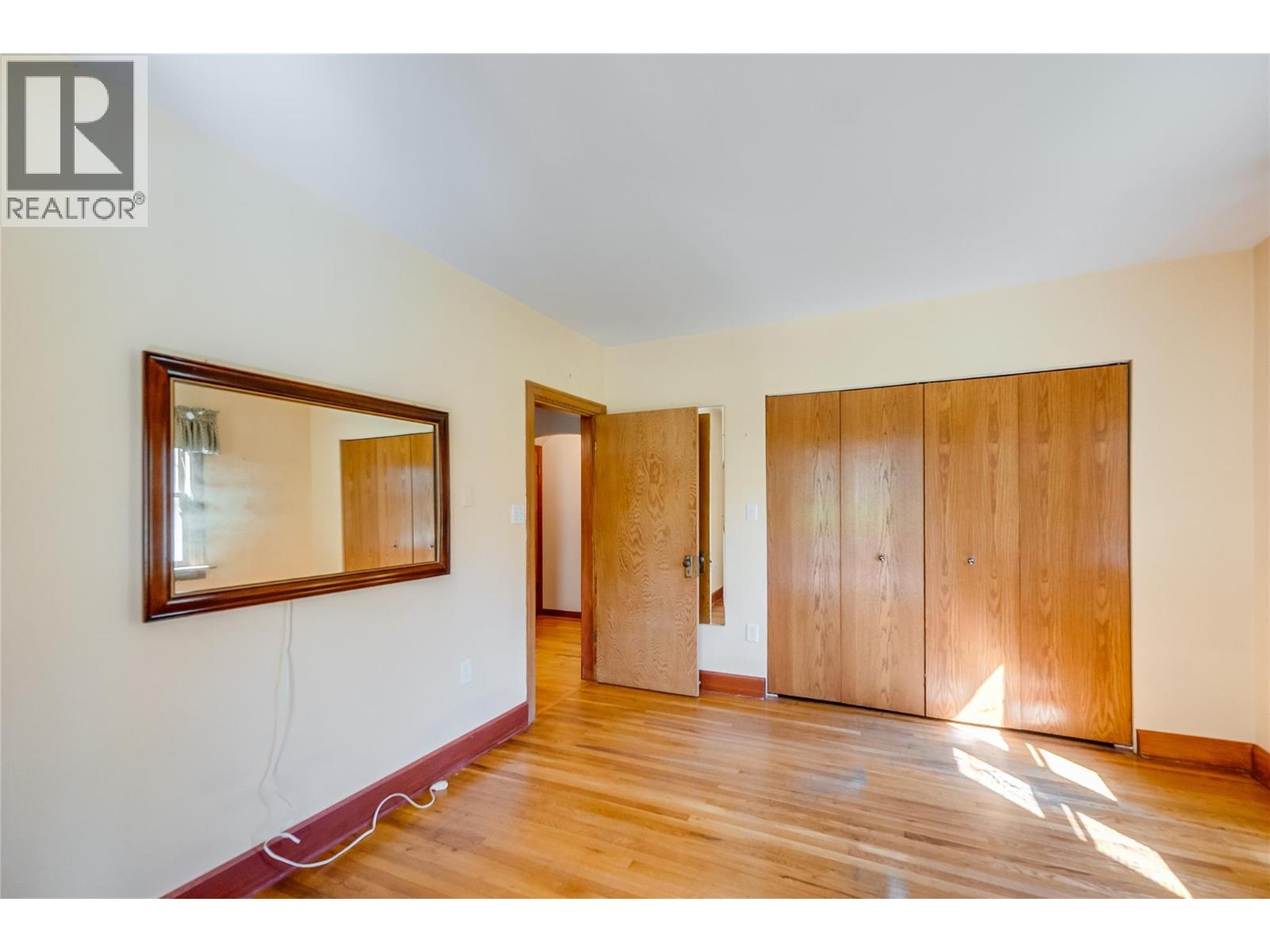 102 18th Street, Castlegar
