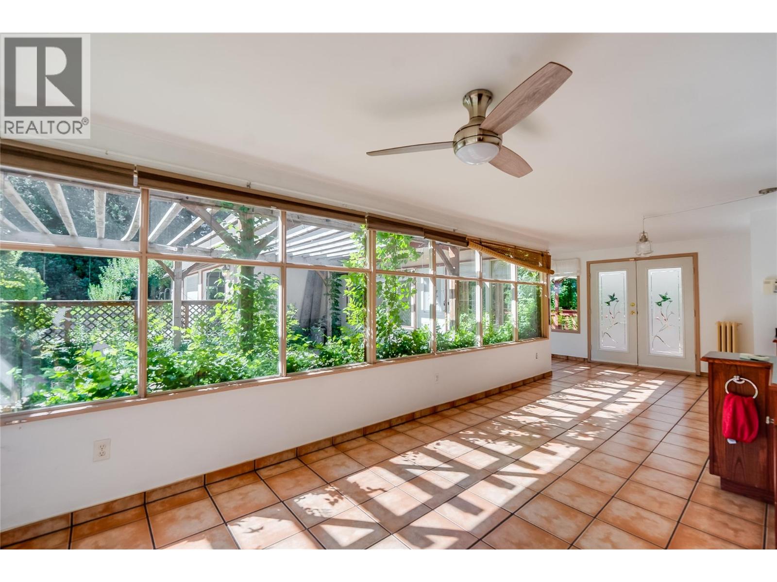 102 18th Street, Castlegar