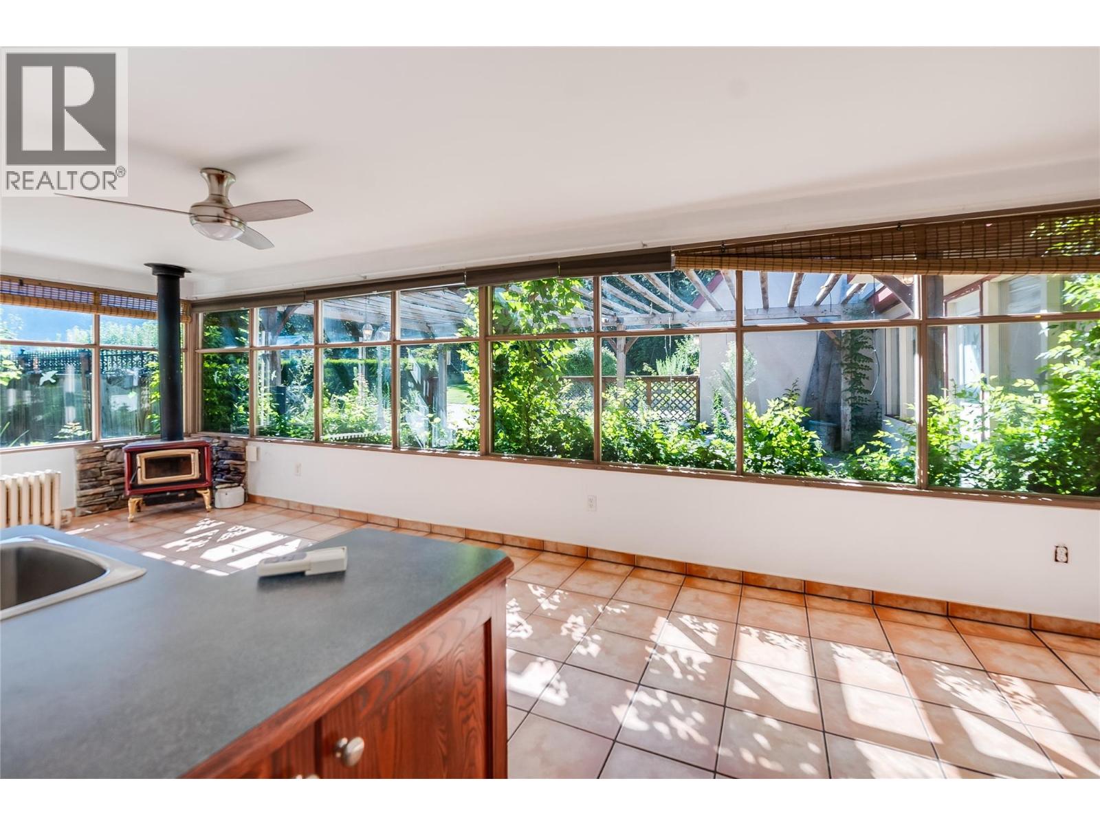 102 18th Street, Castlegar