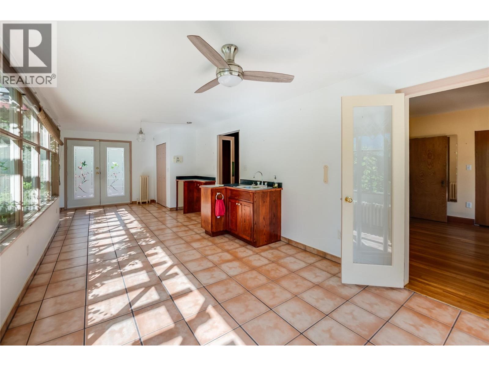 102 18th Street, Castlegar