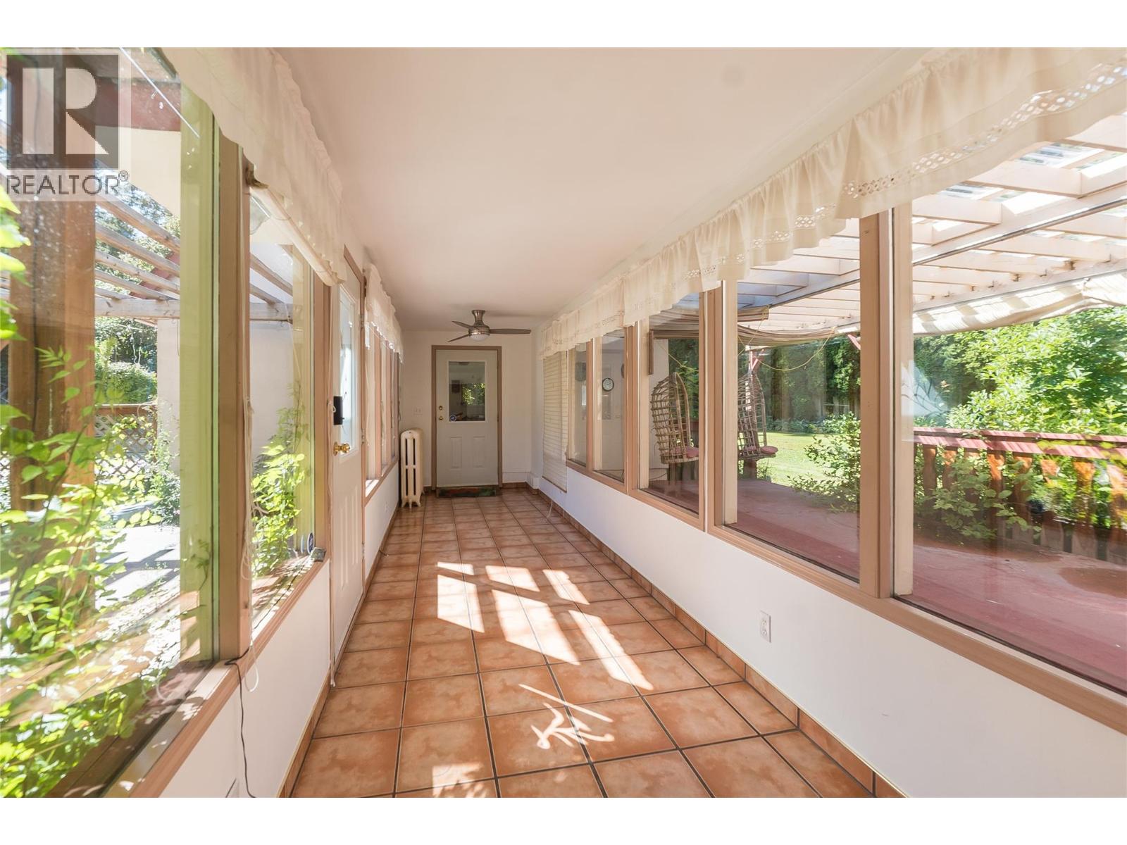 102 18th Street, Castlegar