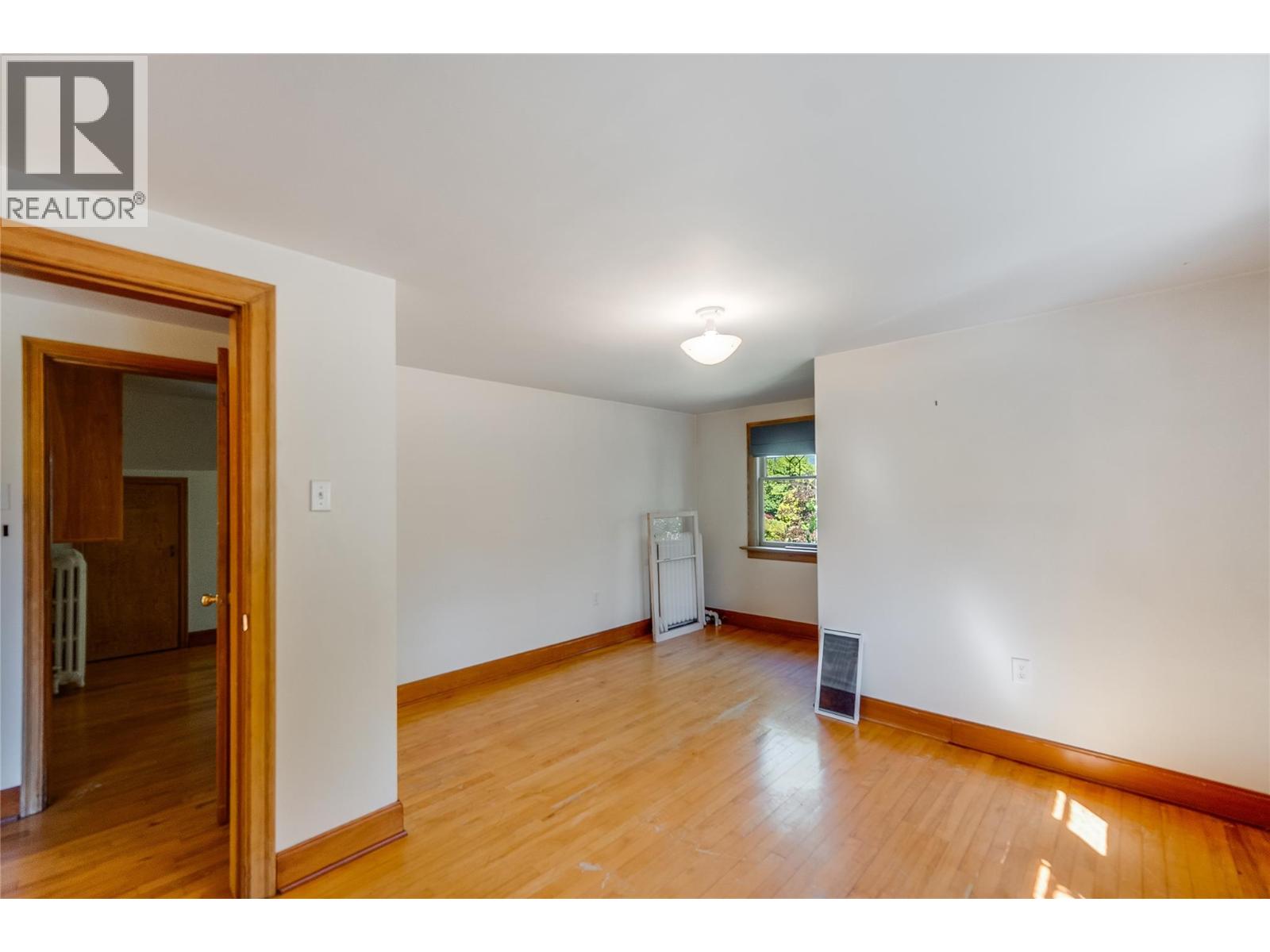 102 18th Street, Castlegar