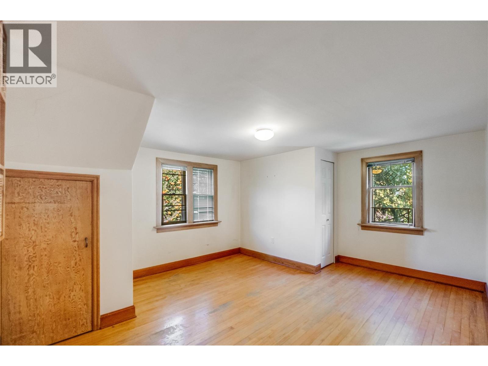 102 18th Street, Castlegar