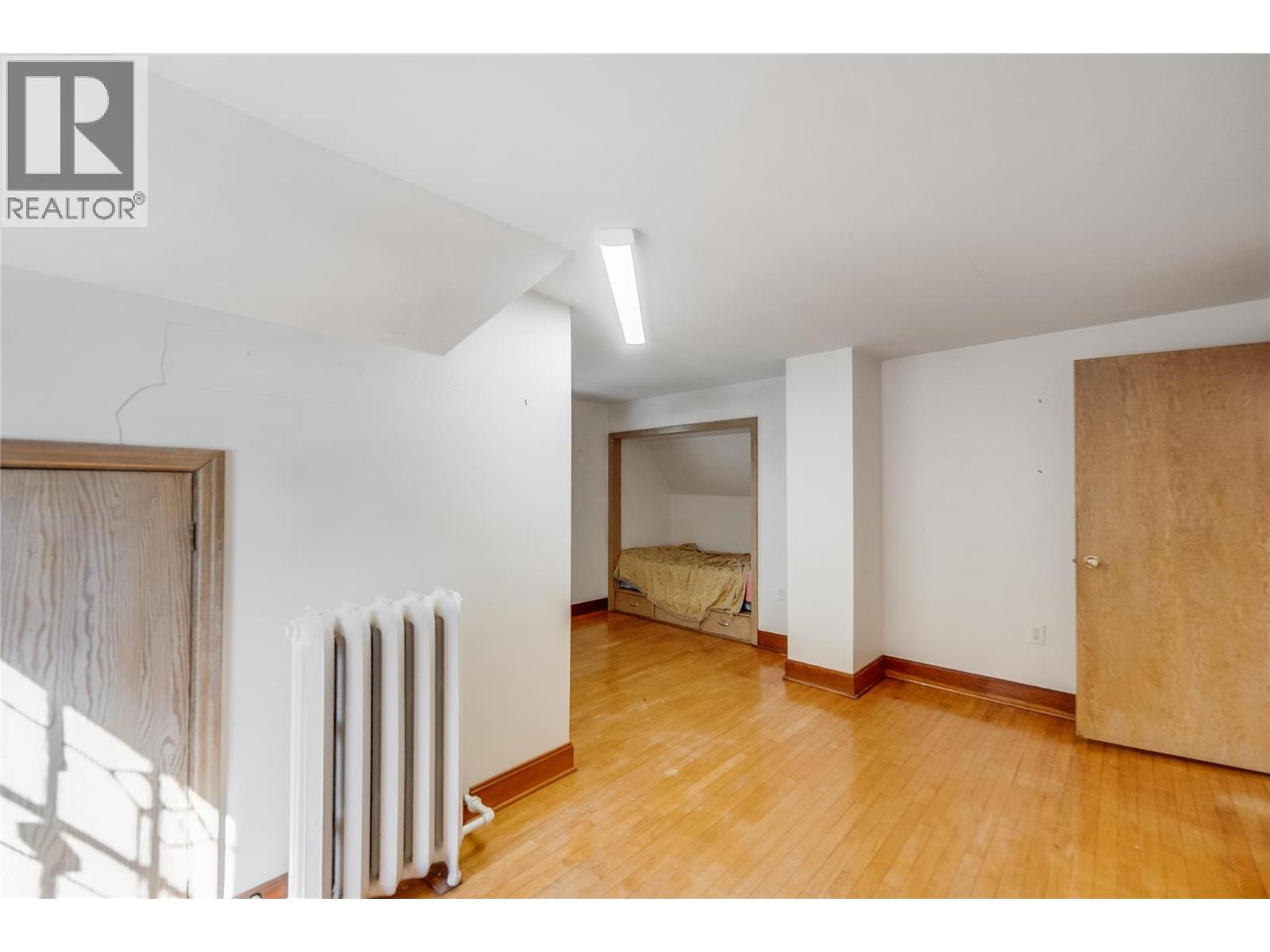 102 18th Street, Castlegar