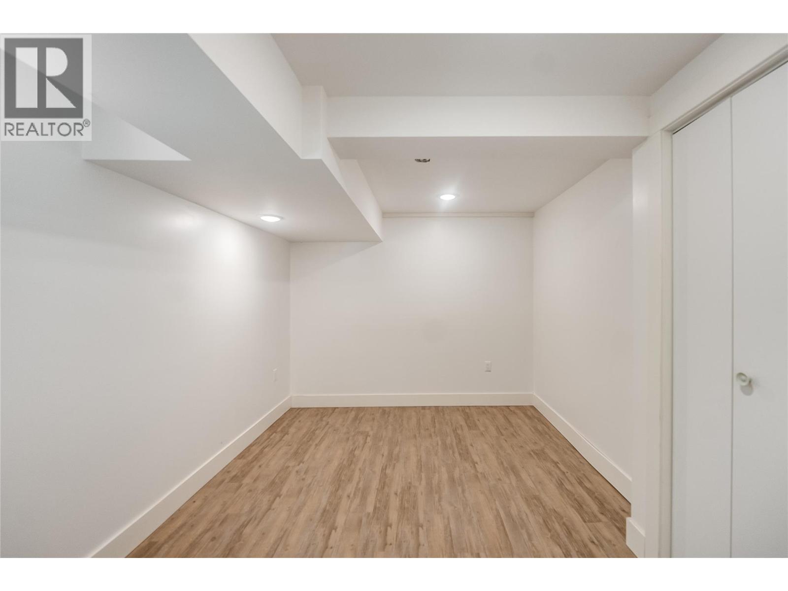 102 18th Street, Castlegar