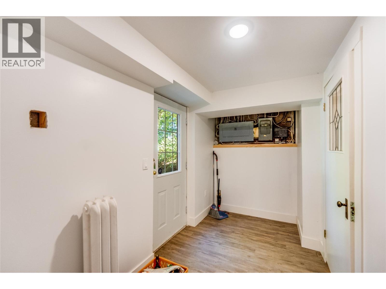 102 18th Street, Castlegar