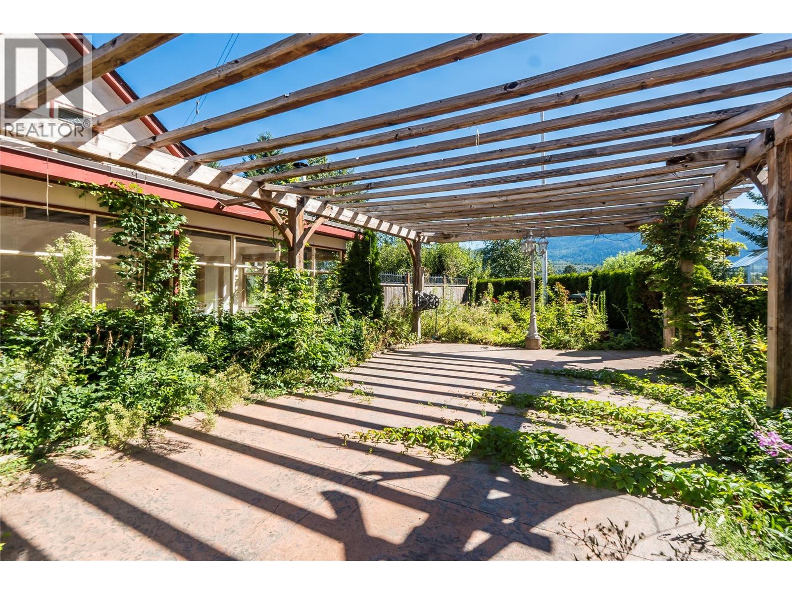 102 18th Street, Castlegar