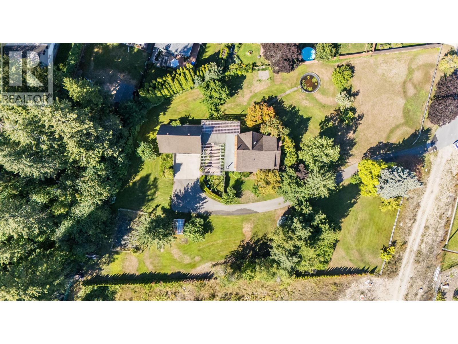 102 18th Street, Castlegar